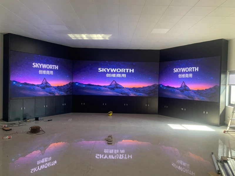 Curved Floor Stand for LED Display
